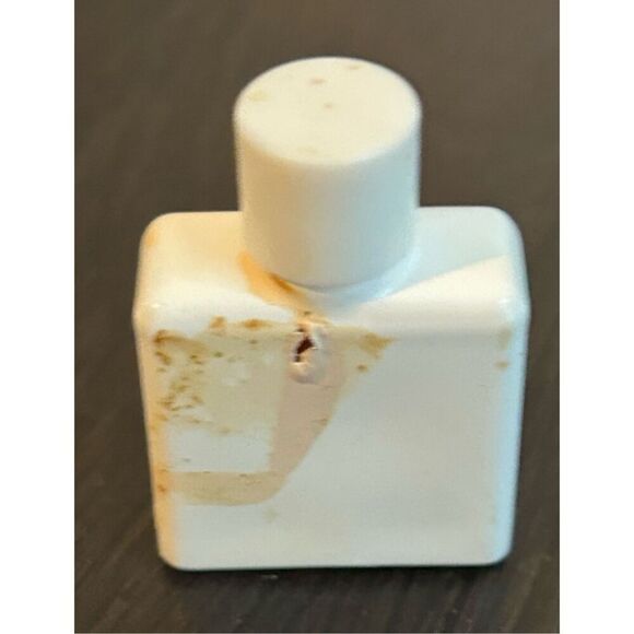 Esmeralda Paris Miniature Perfume - Picture 2 of 2